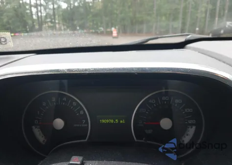 2008 Ford Explorer Xlt from USA, damaged, VIN 1FMEU63E88UB07334